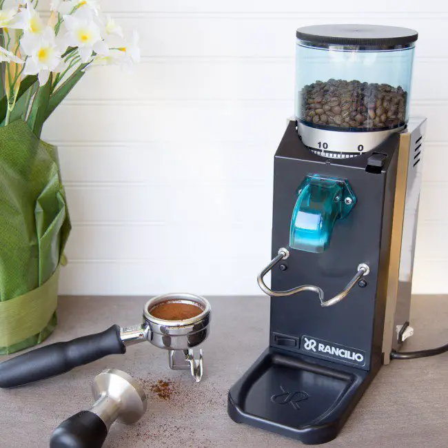 Coffee Tools Every Home Baristas Should Have in their Kitchen